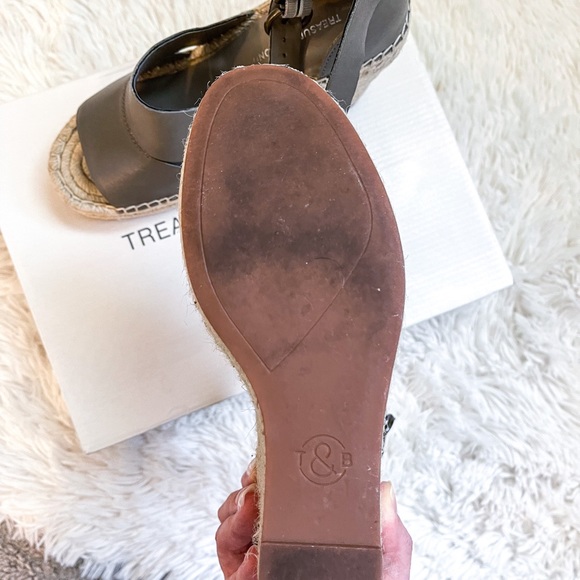 Treasure & Bond Platform Sandals - Picture 5 of 5